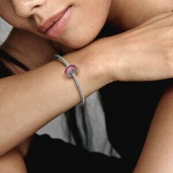 Pandora Reveal Your Love Pink Murano Glass Charm - Picture 4 of 4